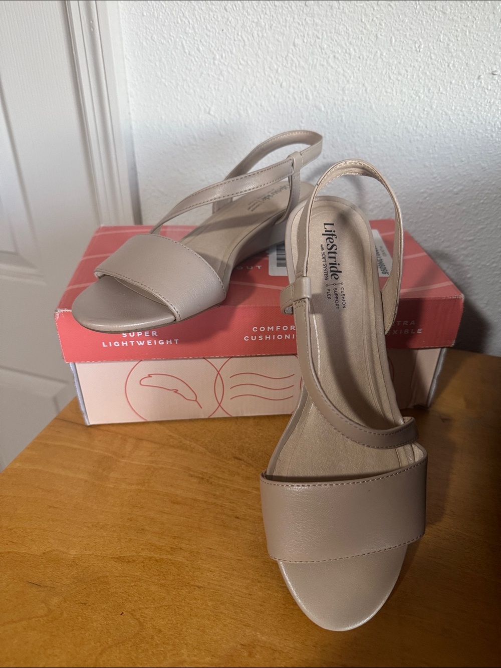 Life Stride Beige Slingback Sandals